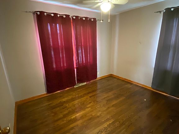 5th image of 2714 W 97th St