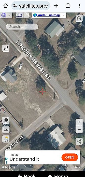 Corner of LBR / Maple St.