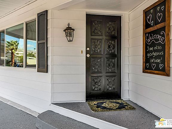 4th image of 382 Club Circle Dr
