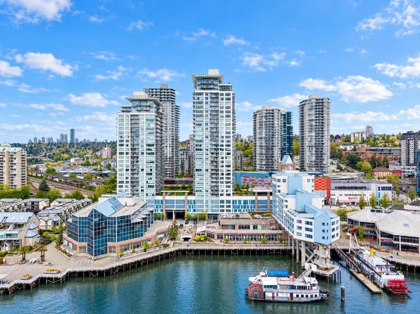 908 Quayside Dr #1909, New Westminster, BC V3M 0L4