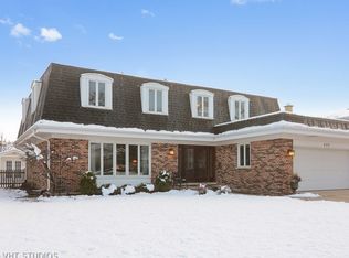 509 Summit Dr, Schaumburg, IL 60193