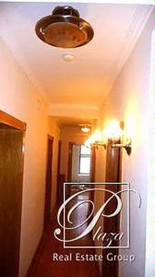 Rented by Plaza Real Estate Group | media 19