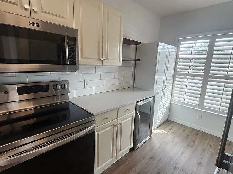 2061 Willow Hammock Cir #202 — Photo 5