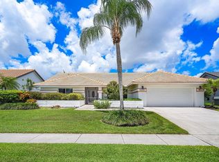 9439 Sun Pointe Dr, Boynton Beach, FL 33437