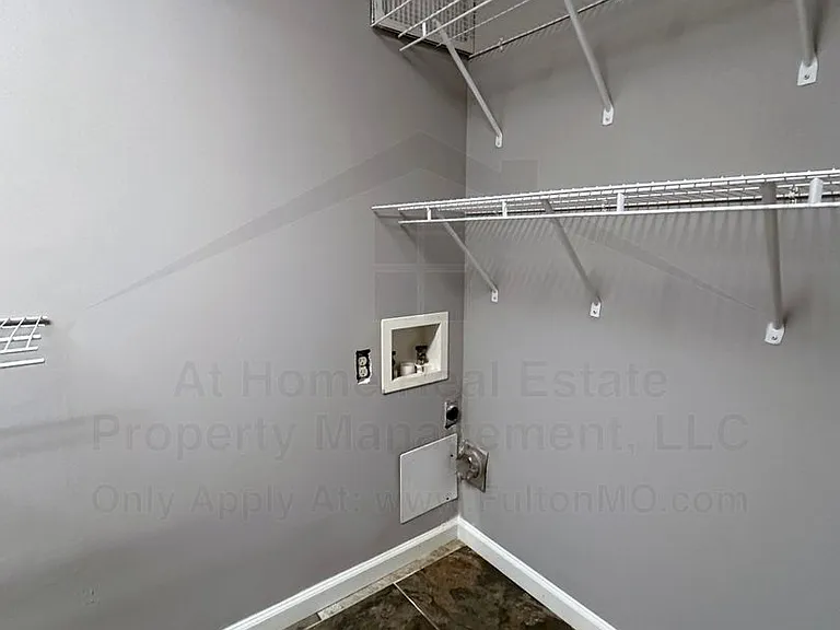 107 Spruce Dr — Photo 12