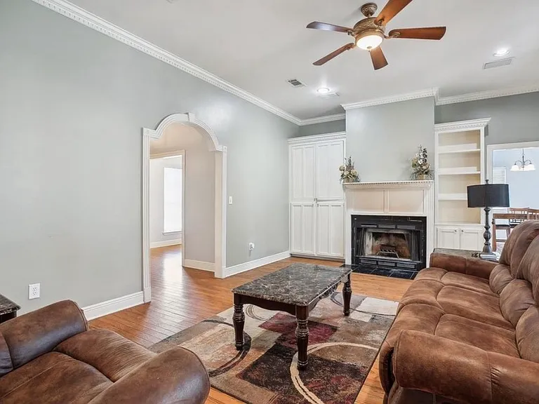 3983 Hemlock St — Photo 7