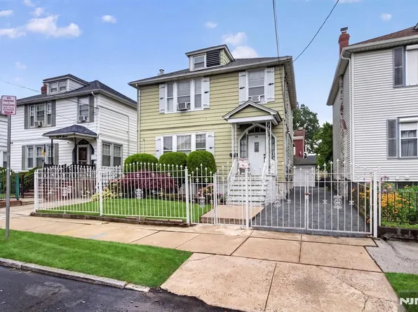 85 S 10th St, Newark, NJ 07107