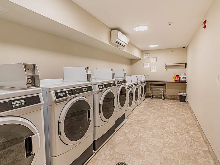 2155 Labiche Ln #2155 — Photo 7