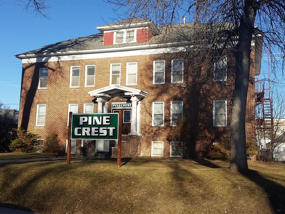 10 unit apartment building - Pine Crest Apartments 514 W Pin