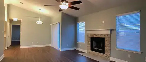 3510 Silvertree Ln — Photo 7