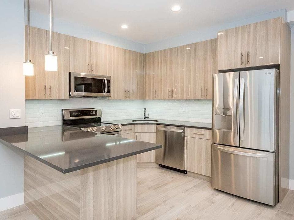 1st image of 104-22 Astoria Blvd #2A