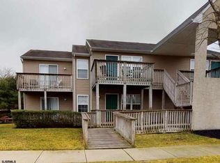 551 London Ct, Egg Harbor Township, NJ 08234
