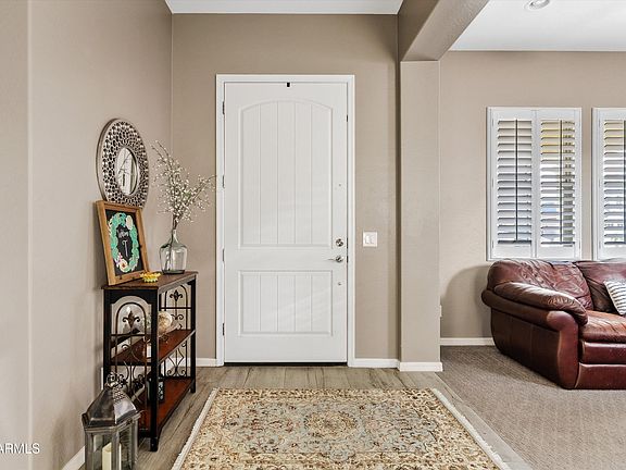 4th image of 4461 E Jones Street