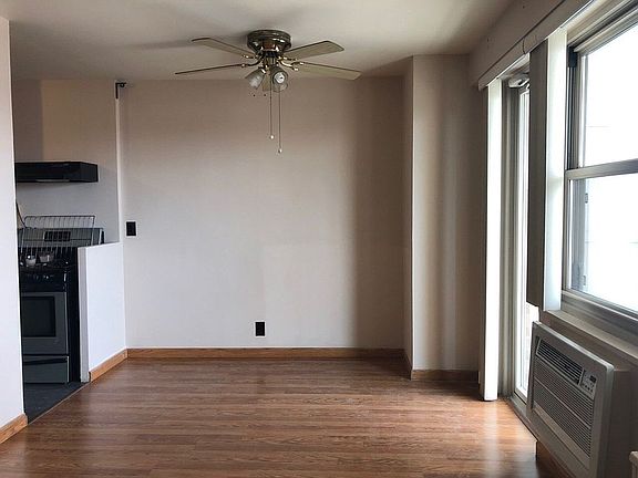 4th image of 464 Neptune Ave APT 7H