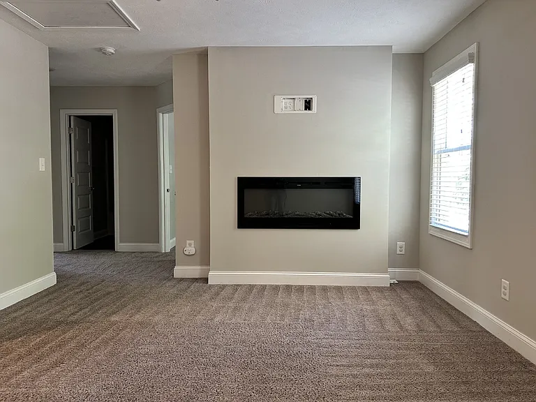 1890 Frankie Ave — Photo 18