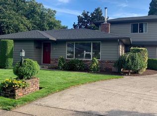 315 Hayden Bridge Way, Springfield, OR 97477