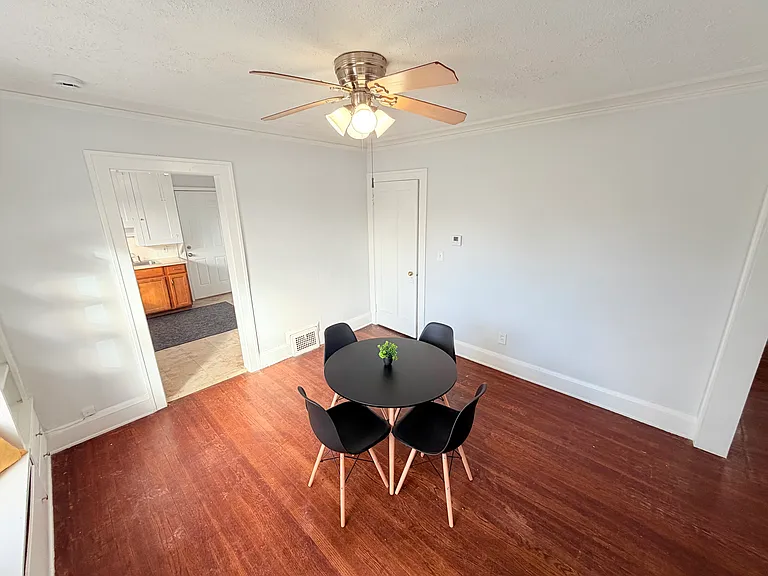 15711 Grovewood Ave #2 — Photo 14