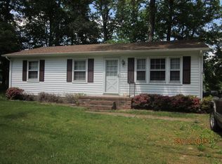 5130 Hemlock Rd, Quinton, VA 23141