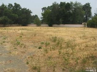 1121 Dunaweal Ln, Calistoga, CA