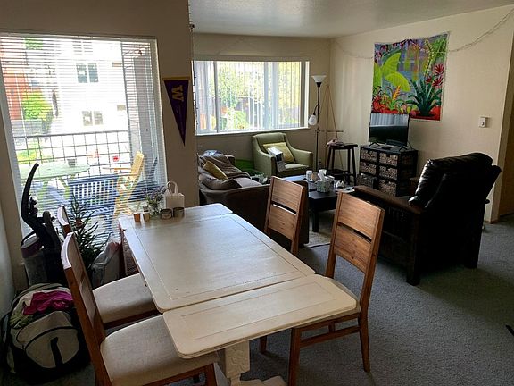5th image of 5219 Brooklyn Ave NE APT 201