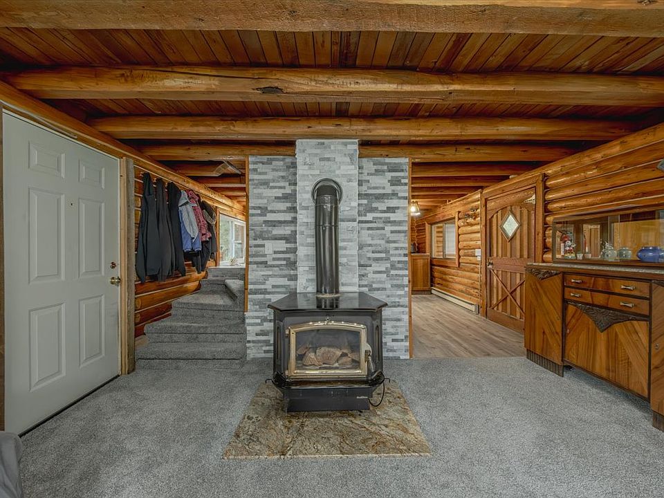 16th image of this home