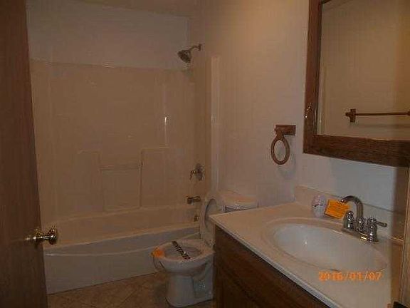 Bathoom 1