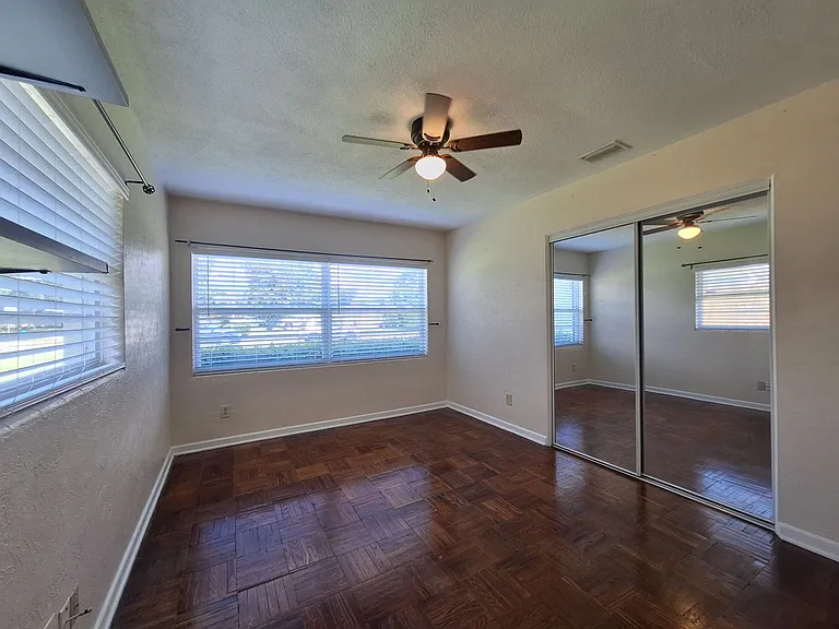 4006 Bayfront Pkwy — Photo 20