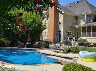 9387 Kingston Crossing Cir, Johns Creek, GA 30022