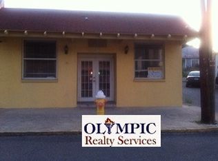 459 Athens St, Tarpon Springs, FL 34689
