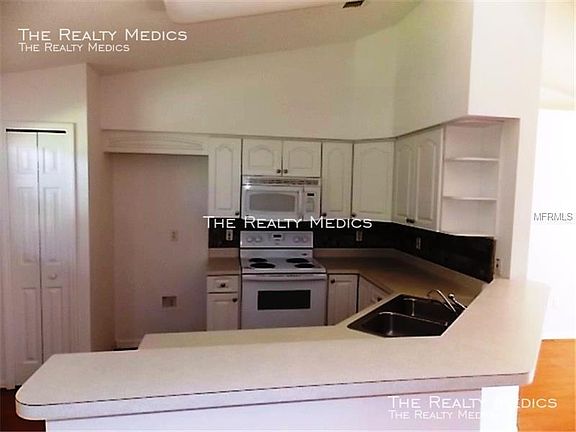 2nd image of 3119 Fifer Dr