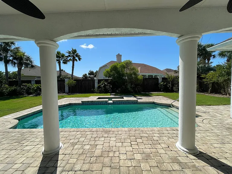 102 Grove Isle Blvd — Photo 32