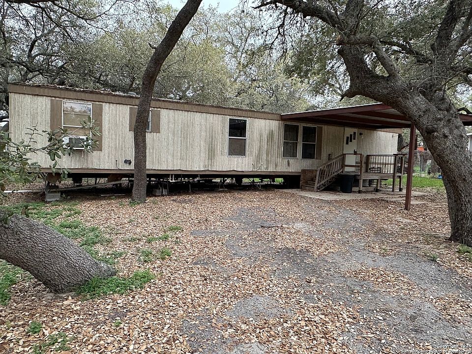 2nd image of 64 DAWNRIDGE DR