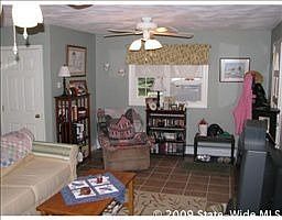 3rd image of 180 Aspinet Dr