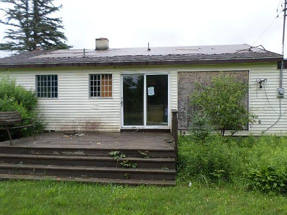 2nd image of 1059 County Highway 11