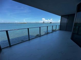 700 NE 24th St #303, Miami, FL 33137