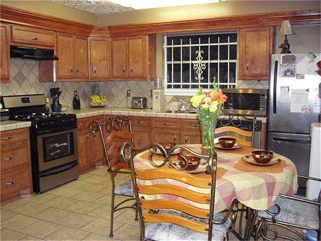 2nd image of 3507 Claverton Dr