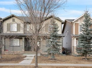 1529 S Legacy Cir SE, Calgary, AB T2X2C6