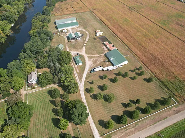 25660 Simpson Rd, Mendon, MI 49072