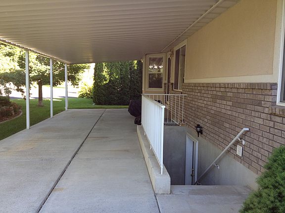 Backyard patio and basement