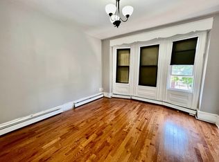 48 Beach St FLOOR 3, Jersey City, NJ 07307