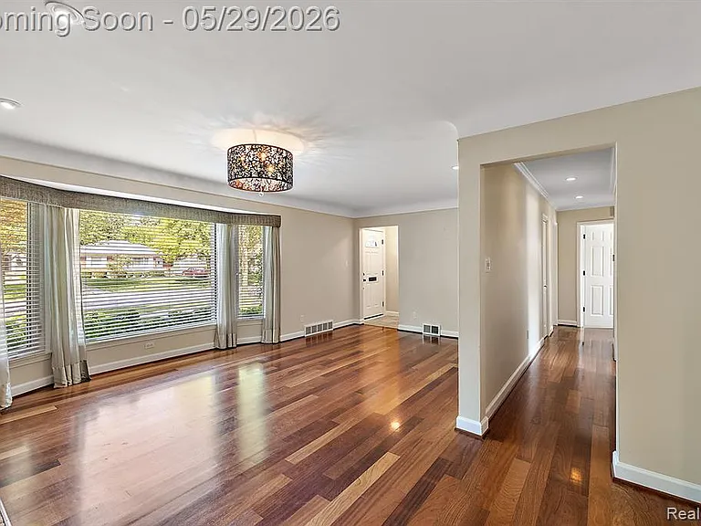 2546 Dorchester Rd — Photo 7