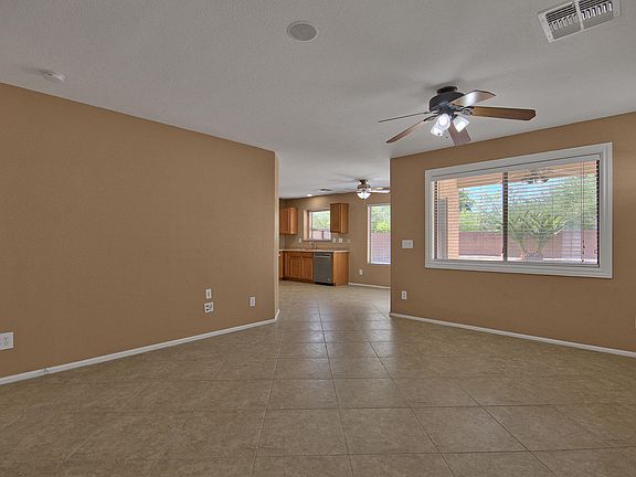 3rd image of 2402 W White Feather Ln