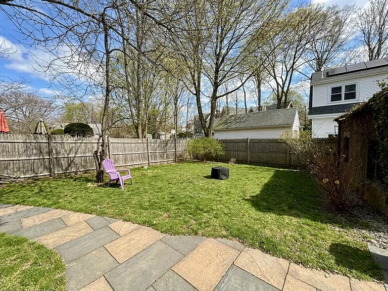 77 Fair Oaks Ave #1 — Photo 9