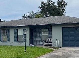 1021 Greenbriar Dr, Brandon, FL 33511