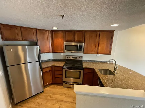 100 Park Ave W APT 201, Denver, CO 80205