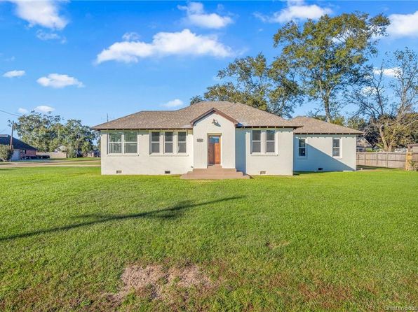 606 Davis St, Jennings, LA 70546