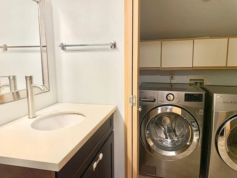 15617 NE 70th Ct #D110 — Photo 10