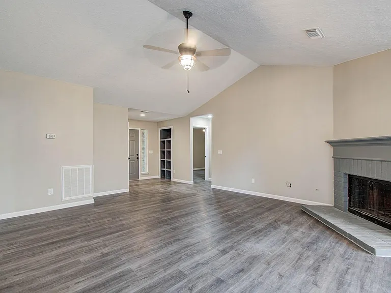 5803 Forest Timbers Dr — Photo 7