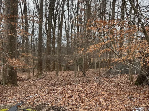 601 Pine Rd, Fort Washington, MD 20744