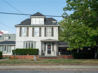 430 College Ave, Beaver, PA 15009